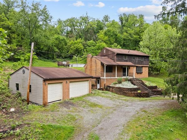 1619 Old Leechburg Rd , New Kensington, PA 15068