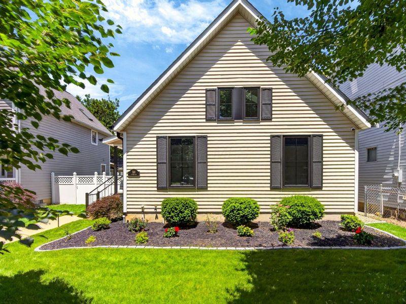 518 E Beck Street, Columbus, OH 43206 Photo 2