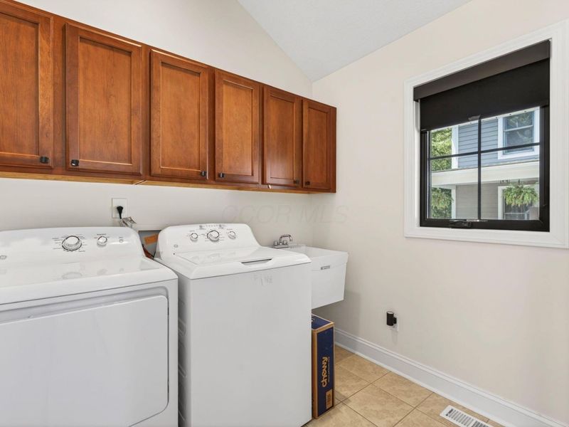 518 E Beck Street, Columbus, OH 43206 Photo 38