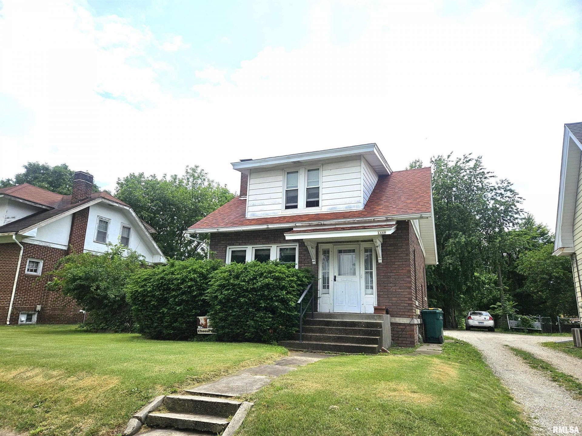1440 E Losey Street, Galesburg, IL 61401 Main Photo