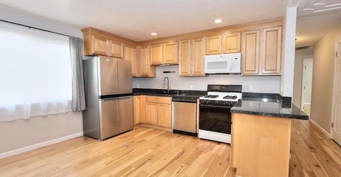 3950 Y St, Sacramento, CA 95817 Photo