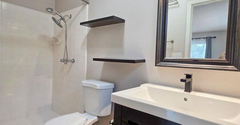 3950 Y St, Sacramento, CA 95817 Photo