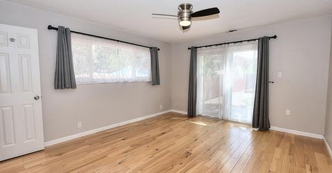 3950 Y St, Sacramento, CA 95817 Photo