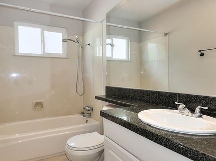 3950 Y St, Sacramento, CA 95817 Photo