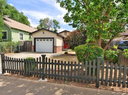 3950 Y St, Sacramento, CA 95817 Photo