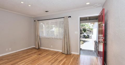 3950 Y St, Sacramento, CA 95817 Photo