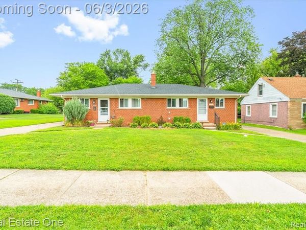 30624 Krauter Street, Garden City, MI 48135