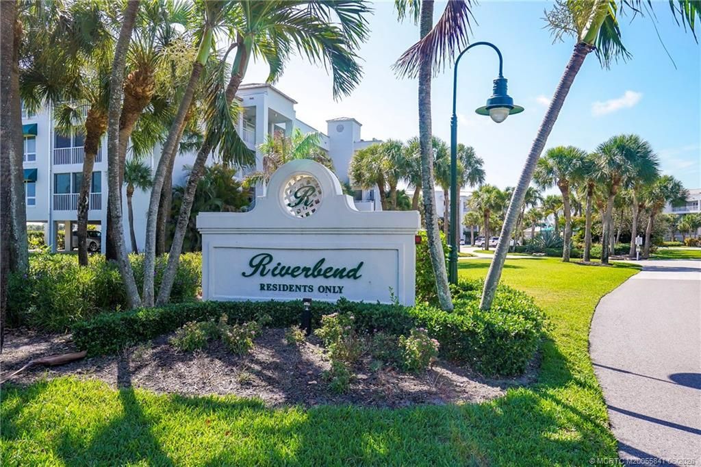184 NE Edgewater Drive, Unit 1001, Stuart, FL 34996 Photo