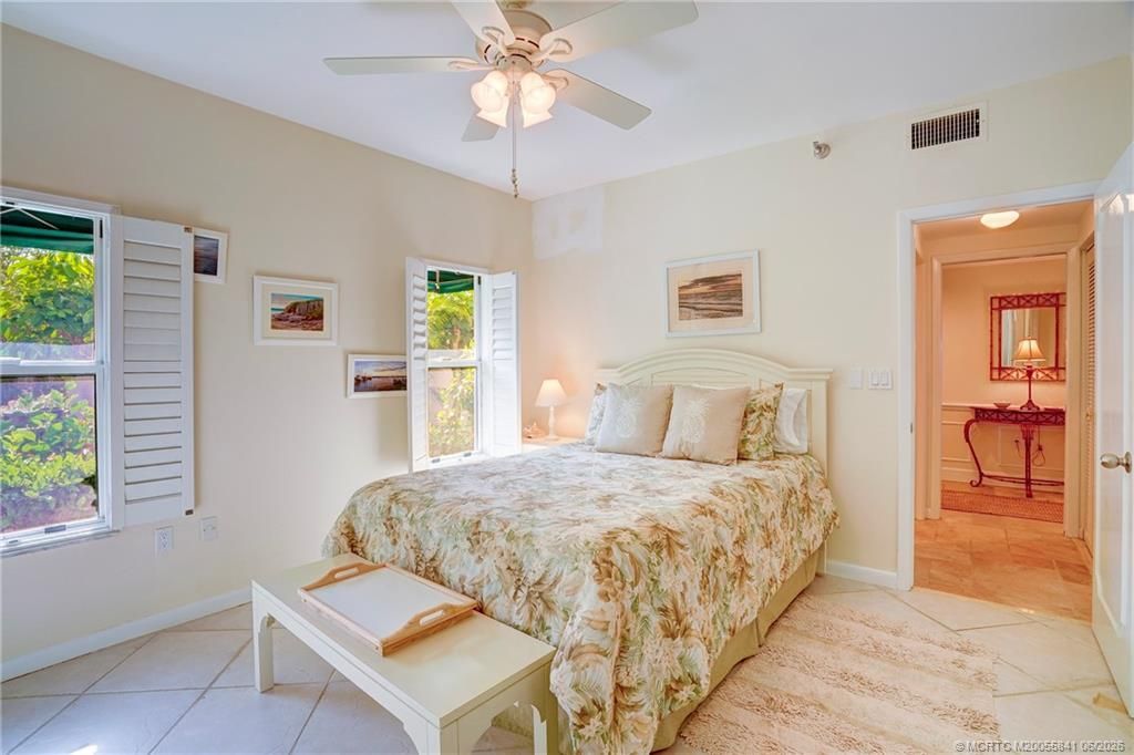 184 NE Edgewater Drive, Unit 1001, Stuart, FL 34996 Photo