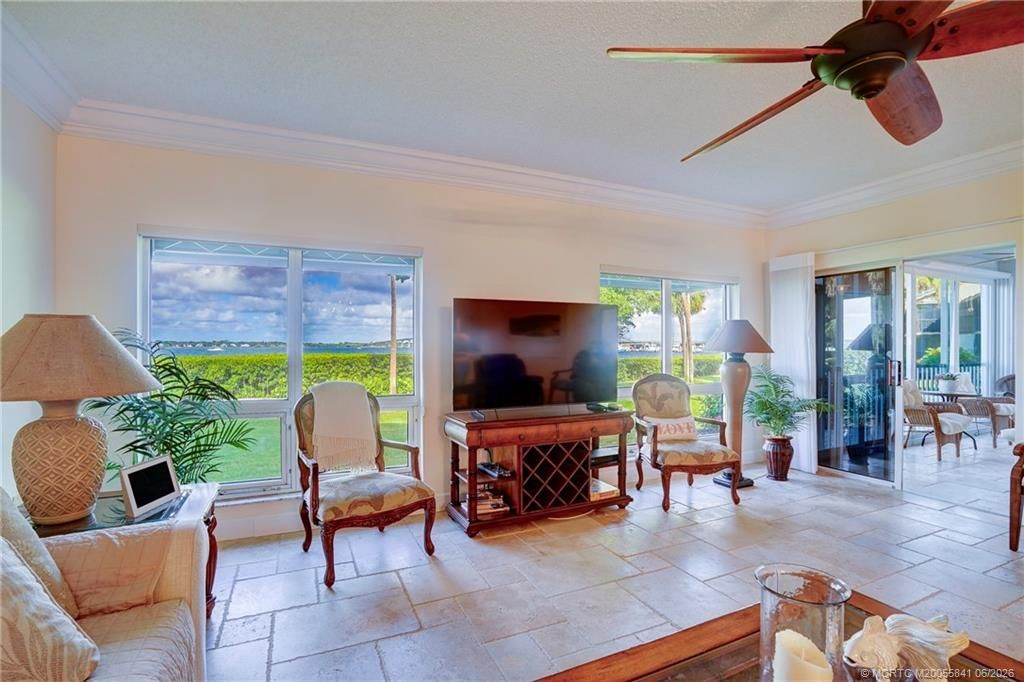 184 NE Edgewater Drive, Unit 1001, Stuart, FL 34996 Photo