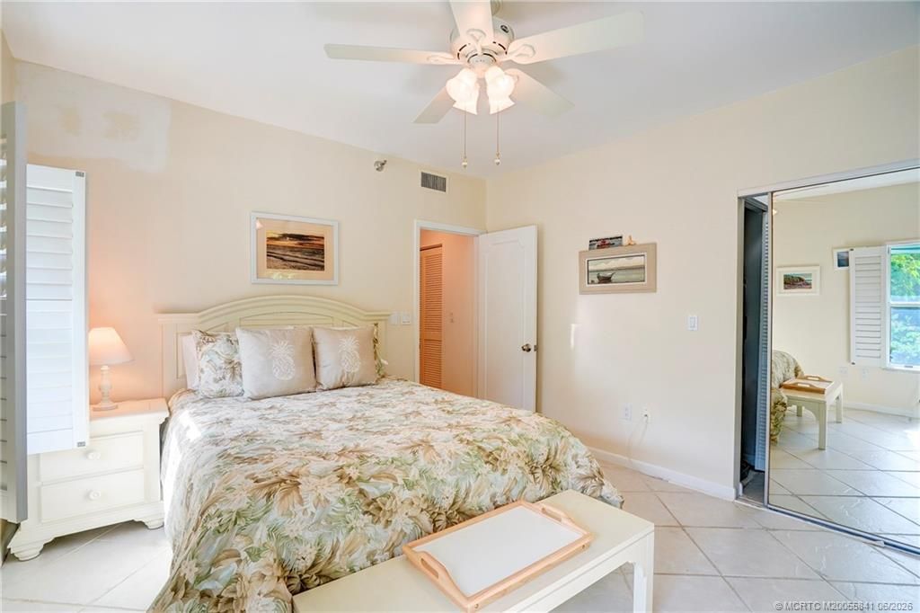184 NE Edgewater Drive, Unit 1001, Stuart, FL 34996 Photo