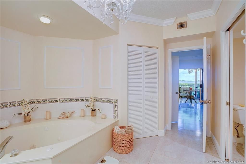 184 NE Edgewater Drive, Unit 1001, Stuart, FL 34996 Photo