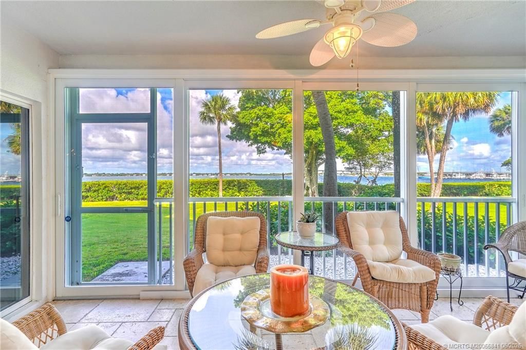 184 NE Edgewater Drive, Unit 1001, Stuart, FL 34996 Photo