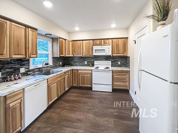 307 Elm St, Clarkston, WA 99403