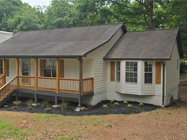 4723 Emerald Glen Drive , Douglasville, GA 30135
