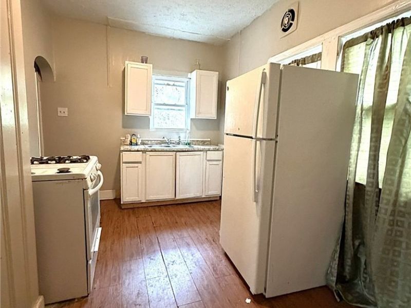 7216 Brinsmade Avenue, Cleveland, OH 44102 Photo 3