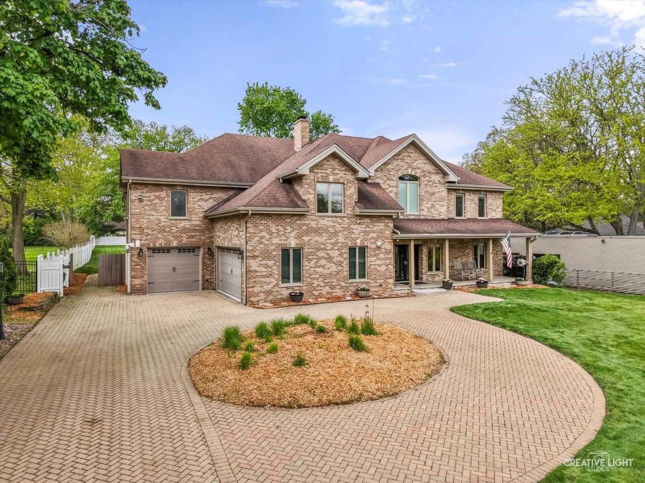 10S060 Clarendon Hills Road , Willowbrook, IL 60527