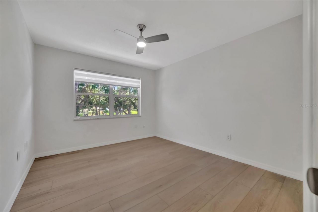 650 Pinellas Point Drive S, Unit 216, Saint Petersburg, FL 33705 Photo