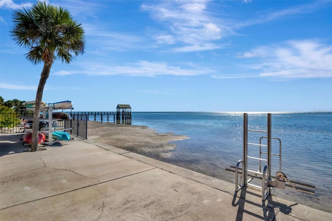 650 Pinellas Point Drive S, Unit 216, Saint Petersburg, FL 33705 Photo