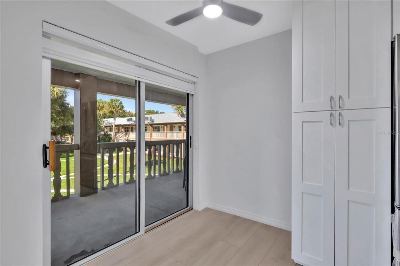 650 Pinellas Point Drive S, Unit 216, Saint Petersburg, FL 33705 Photo