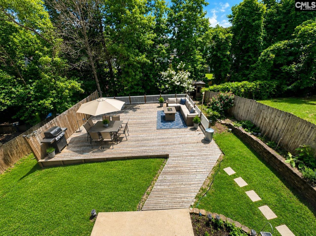 180 Phoenix Lane Photo 4