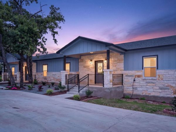 337 E Castlewood DR , Marble Falls, TX 78654