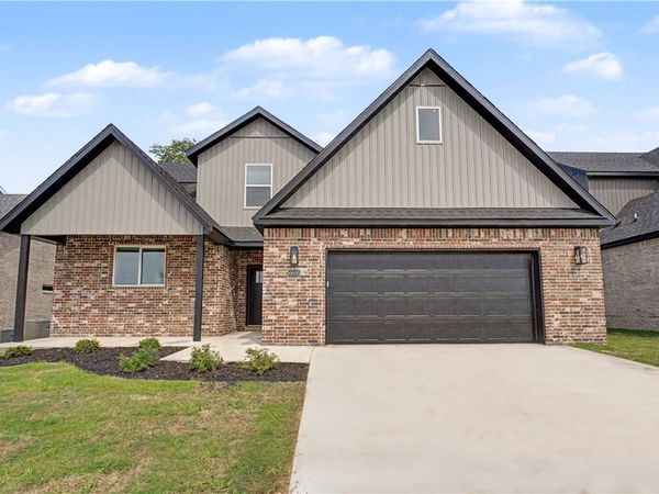 6605 Crabapple Street , Bentonville, AR 72712