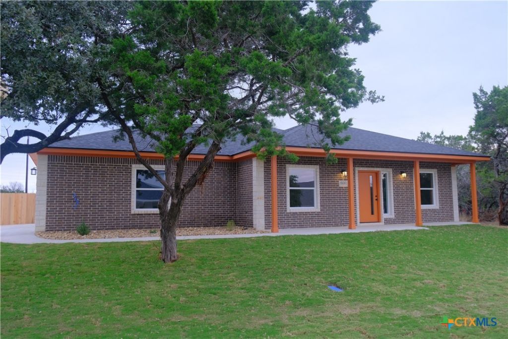 5165 Comanche Drive, Temple, TX 76502 Main Photo