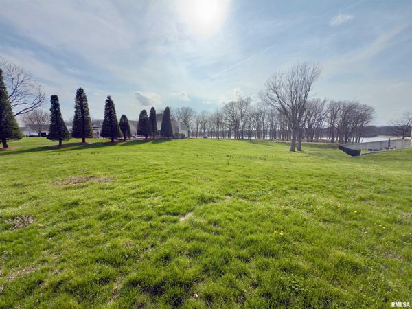0 EASTWOOD Drive, Taylorville, IL 62568