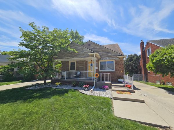15641 O Connor Avenue, Allen Park, MI 48101