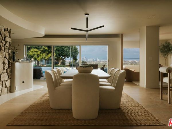 4124 Mantova Drive, Los Angeles, CA 90008