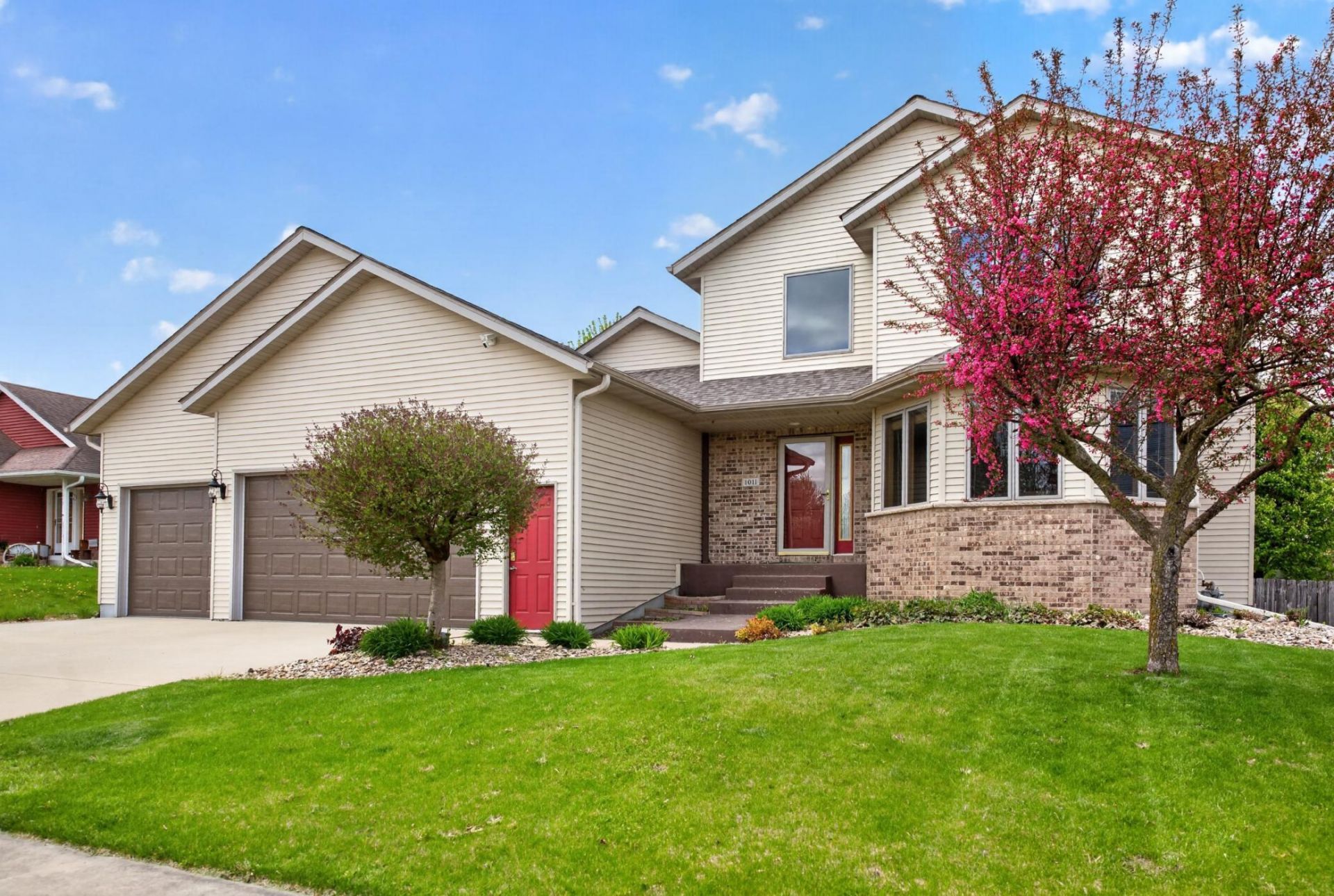 1011 Golfers Ct SE , Rochester, MN 55904