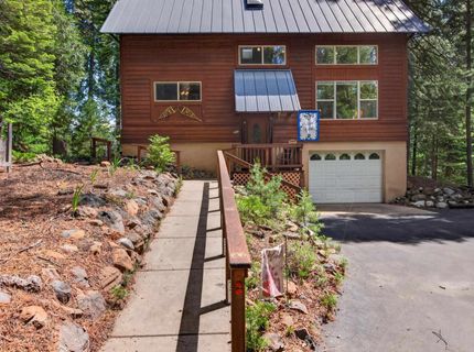 808 Lake Ridge Road, Unit 2, Lake Almanor, CA 96137 Photo