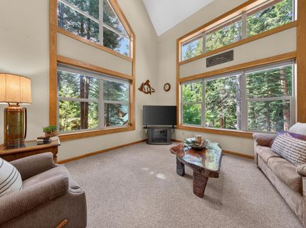 808 Lake Ridge Road, Unit 2, Lake Almanor, CA 96137 Photo
