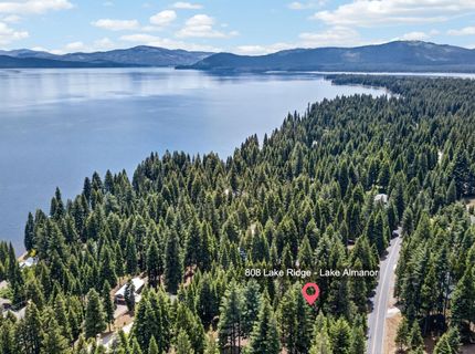 808 Lake Ridge Road, Unit 2, Lake Almanor, CA 96137 Photo
