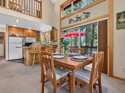 808 Lake Ridge Road, Unit 2, Lake Almanor, CA 96137 Photo