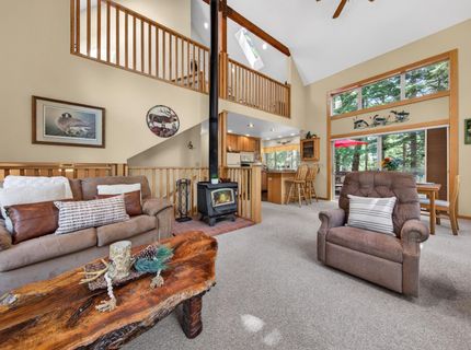 808 Lake Ridge Road, Unit 2, Lake Almanor, CA 96137 Photo