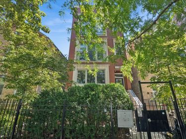 875 N Paulina Street, Unit 3, Chicago, IL 60622