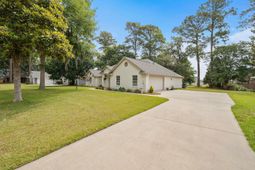 1016 Pine Martin Road photo 4