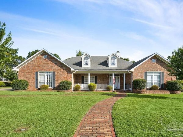 1513 Kings Rd, Cantonment, FL 32533