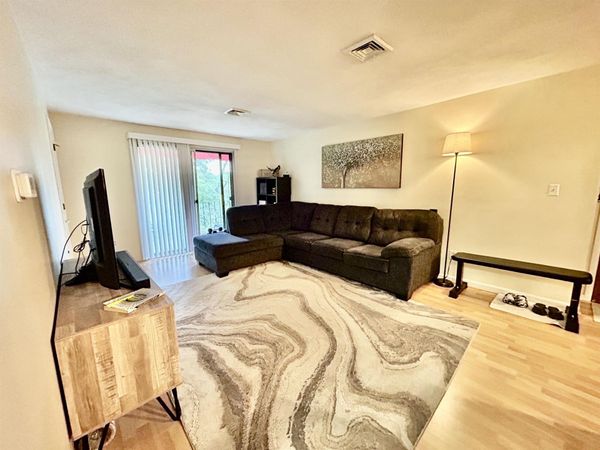6 Heritage Village Drive, Unit 608, Nashua, NH 03062