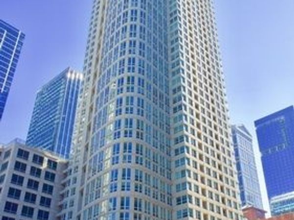 345 N La Salle Drive , Unit 4405, Chicago, IL 60654