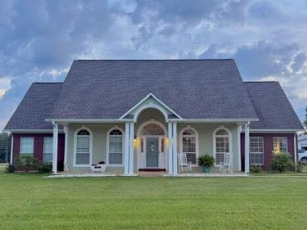 27 Hidden Creek, Pontotoc, MS 38863