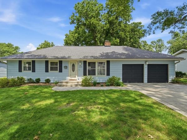 13218 W 96th Street, Lenexa, KS 66215