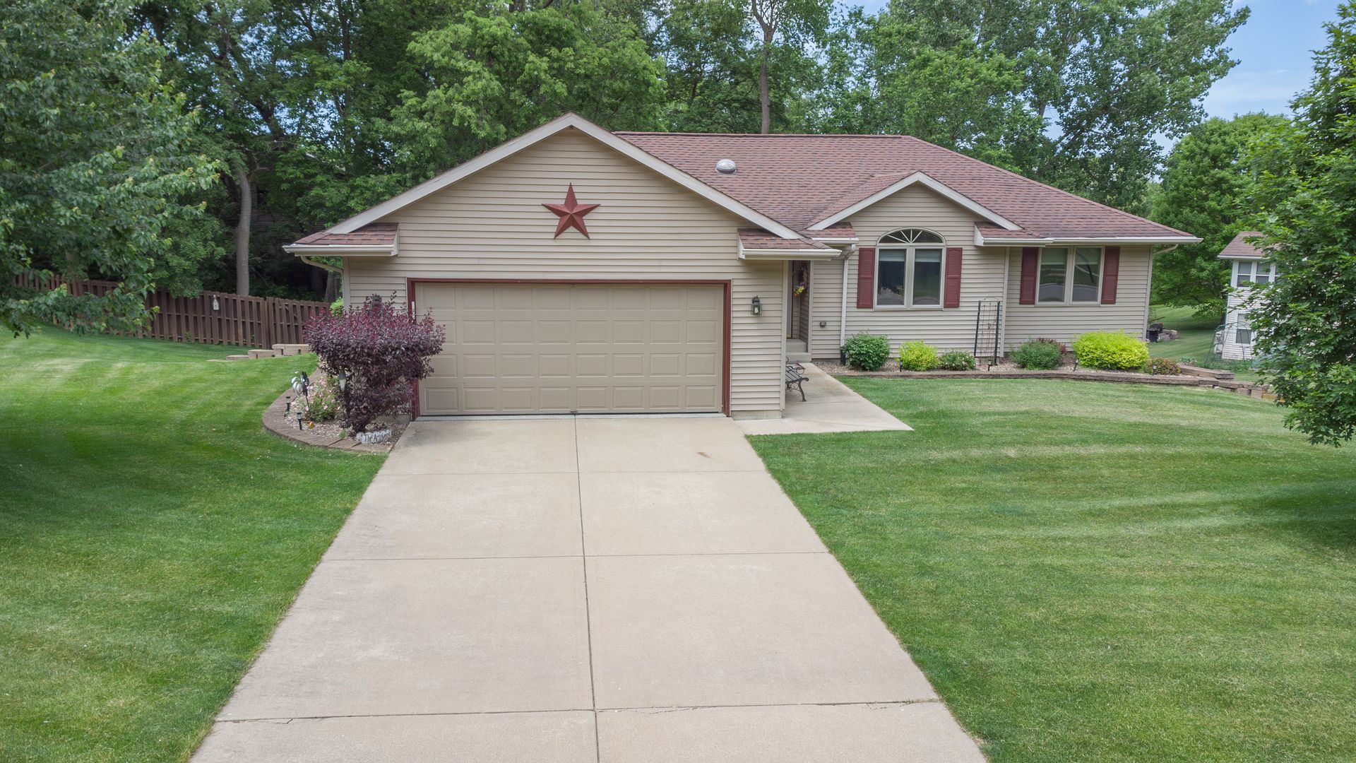 920 Mesa Drive , Freeport, IL 61032