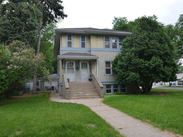 1205 4th Street N, Fargo, ND 58102
