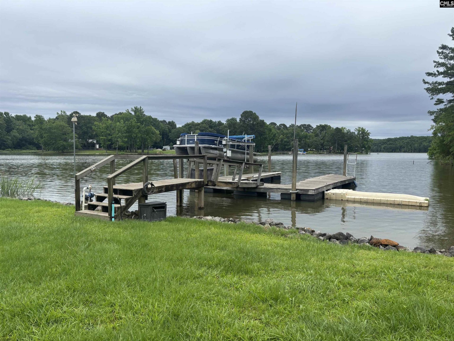 858 Pinehurst Road  Photo 4