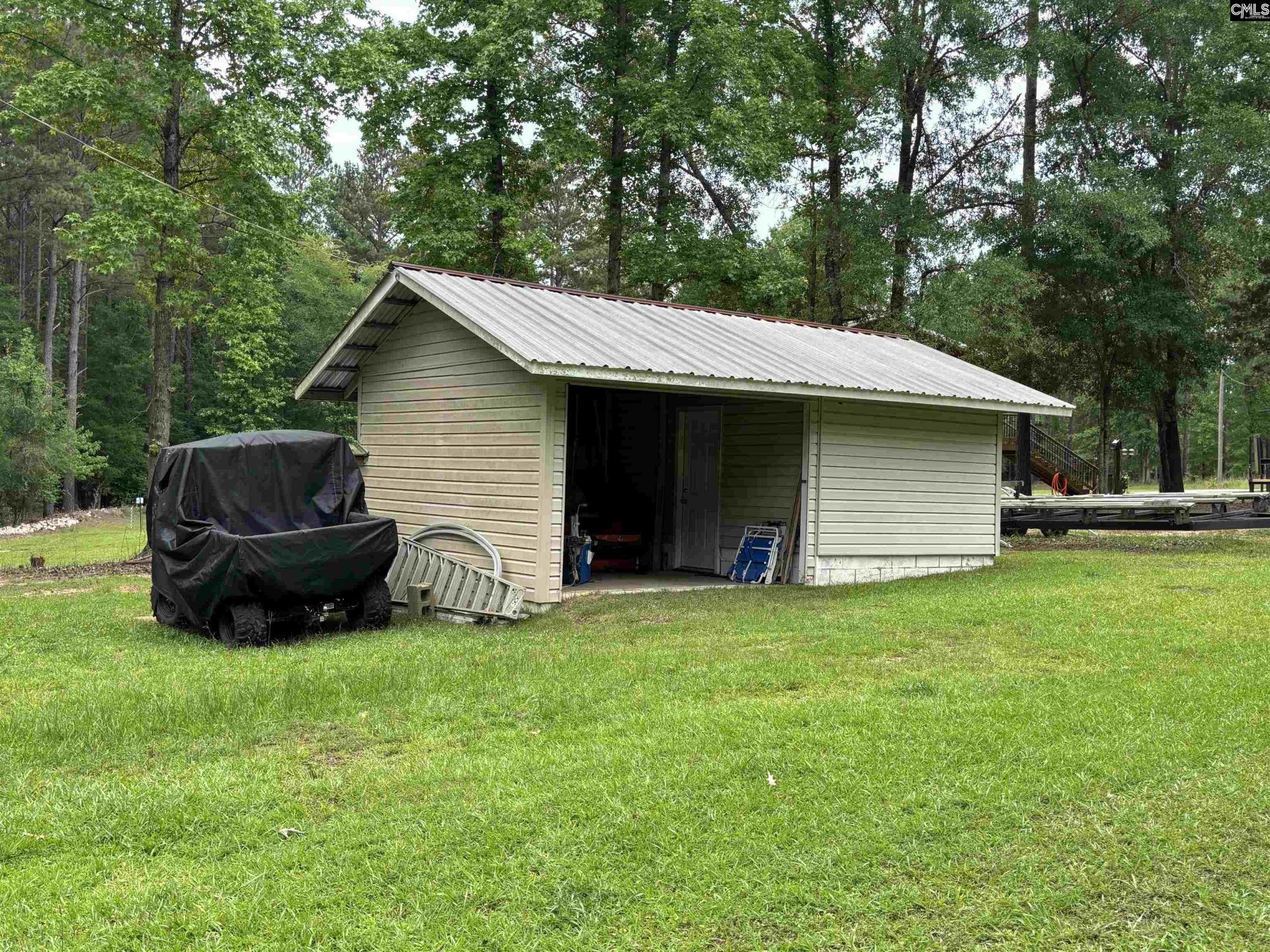 858 Pinehurst Road  Photo 7