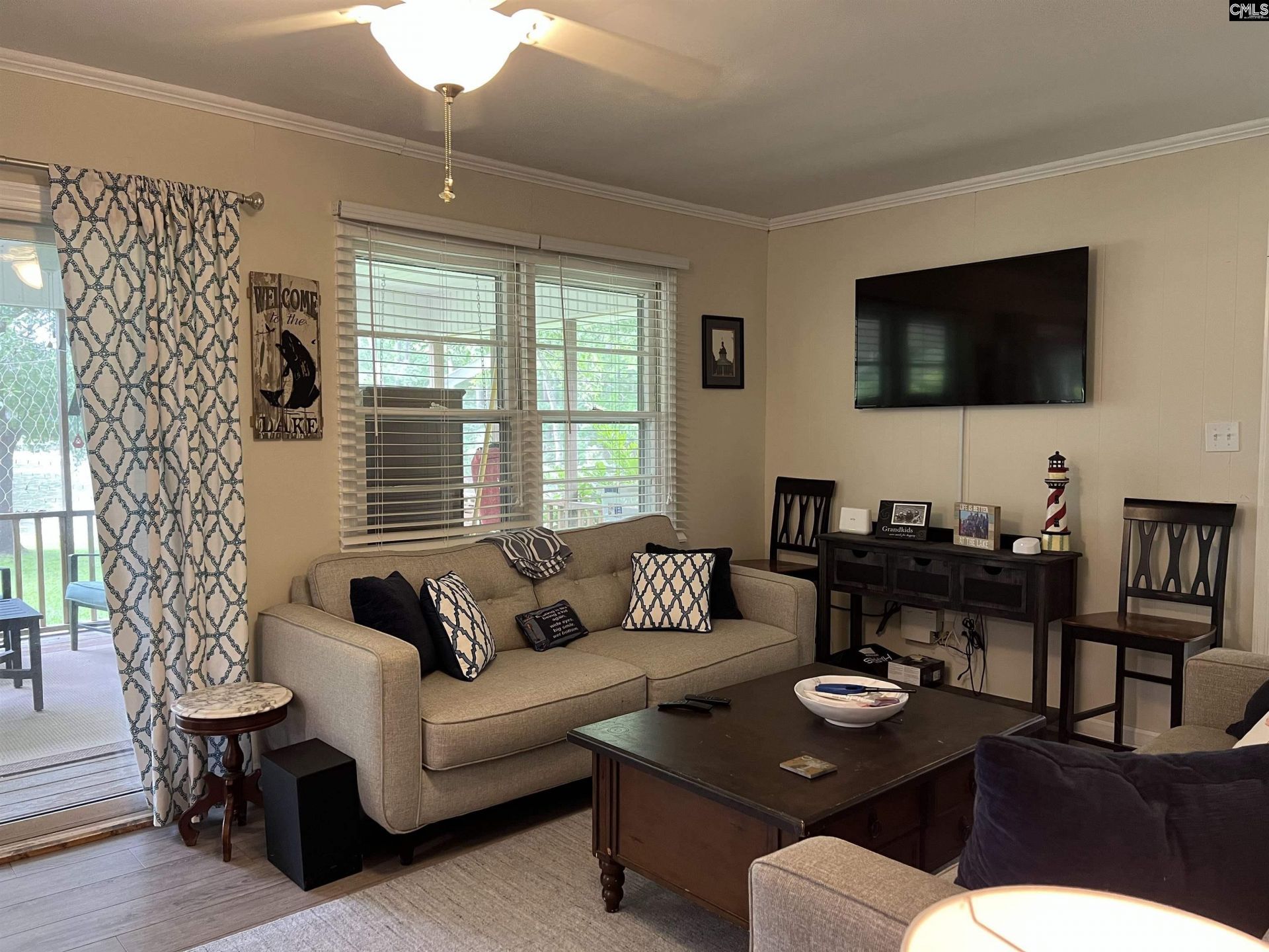858 Pinehurst Road  Photo 9