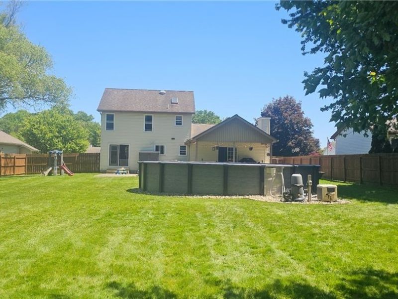7674 Buchanan Drive, Youngstown, OH 44512 Photo 2